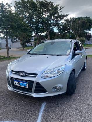 FORD FOCUS 2.0 SE PLUS 16V FLEX 4P POWERSHIFT